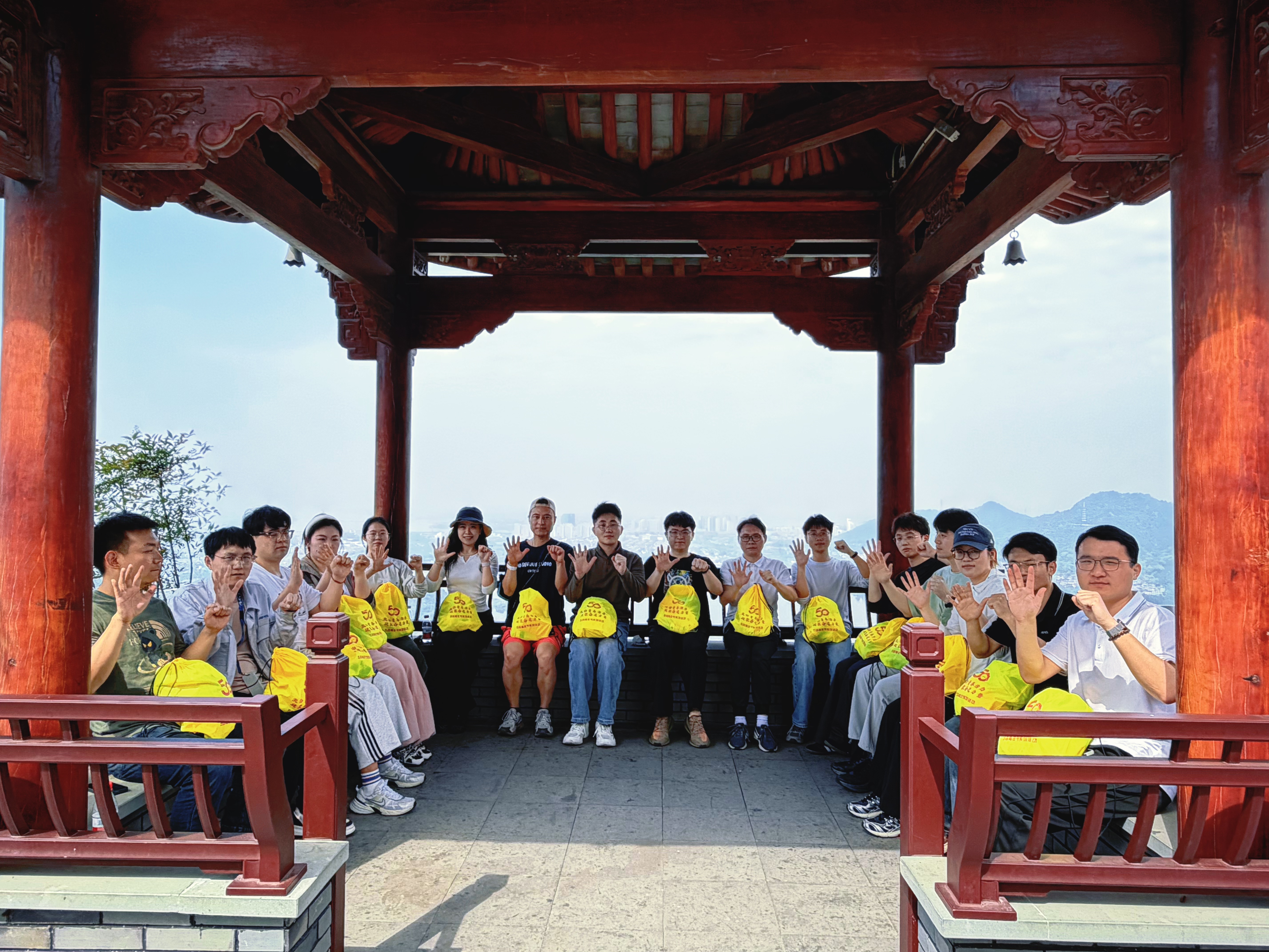 微信图ABUIABACGAAg-7WL0AYo7MHJBDDQLDi8IQ片_20260425131018.jpg